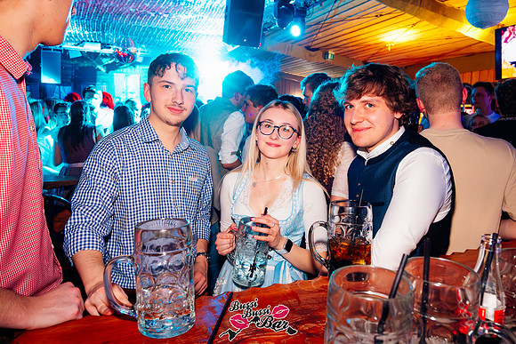 BUSSI BUSSI BAR-STADL-GAUDI 2025-244