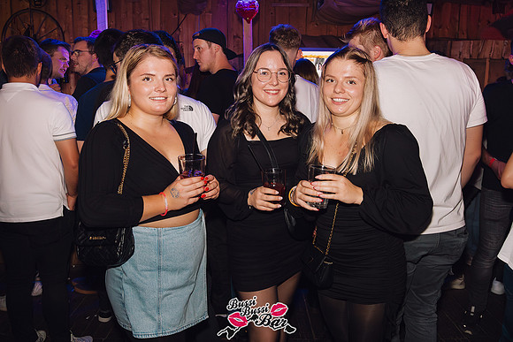 BUSSI BUSSI BAR - Single Party 2024-2-801-Verbessert-RR
