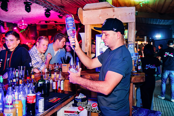 BUSSI BUSSI BAR-ALMABTRIEB-2024-1216-Verbessert-RR