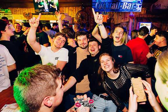 BUSSI BUSSI BAR-80er90er-DEZ24-1097