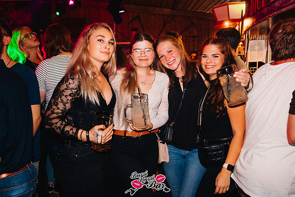 BUSSI BUSSI BAR-SAISONSTART 2024-439