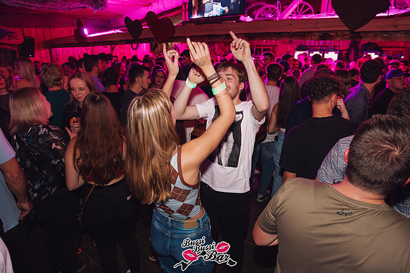 BUSSI BUSSI BAR - Single Party 2024-2-555-Verbessert-RR