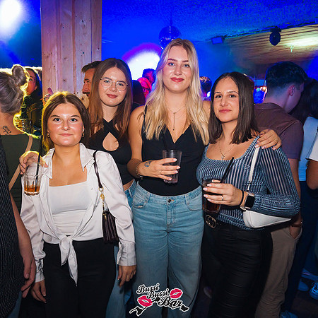 BUSSI BUSSI BAR - 90er 2000er Party-195