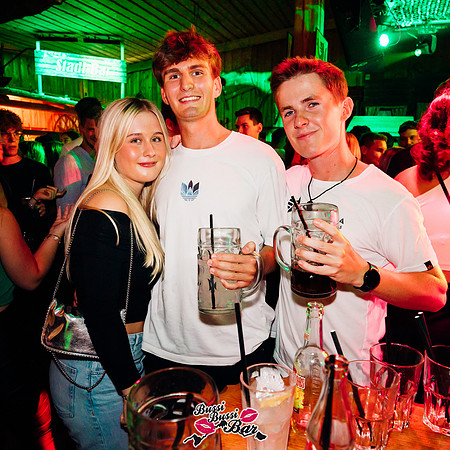 BUSSI BUSSI BAR-SAISONSTART 2024-510