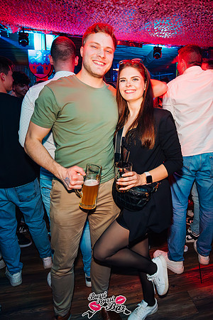 Bussi Bussi Bar-Oster Bussi 2024-214-Verbessert-RR