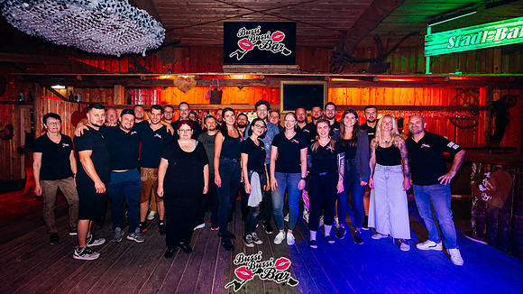 BUSSI BUSSI BAR-SAISONSTART 2024-12