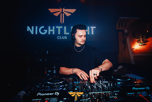 Nightlight-Hardnight Vol2-33-Verbessert-RR