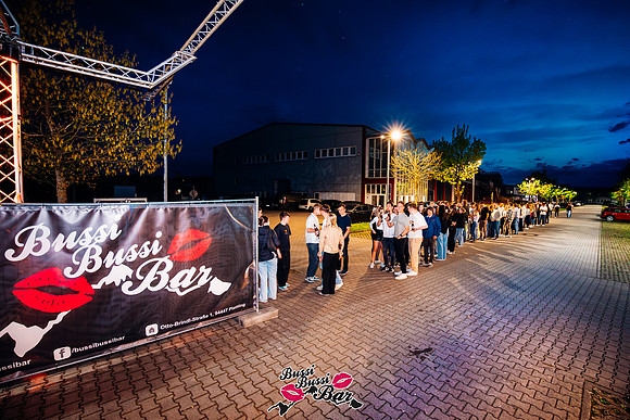 Bussi Bussi Bar-Oster Bussi-2025-4
